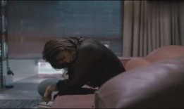 待在屋里在线观看,在线观看，畅享屋内娱乐新体验